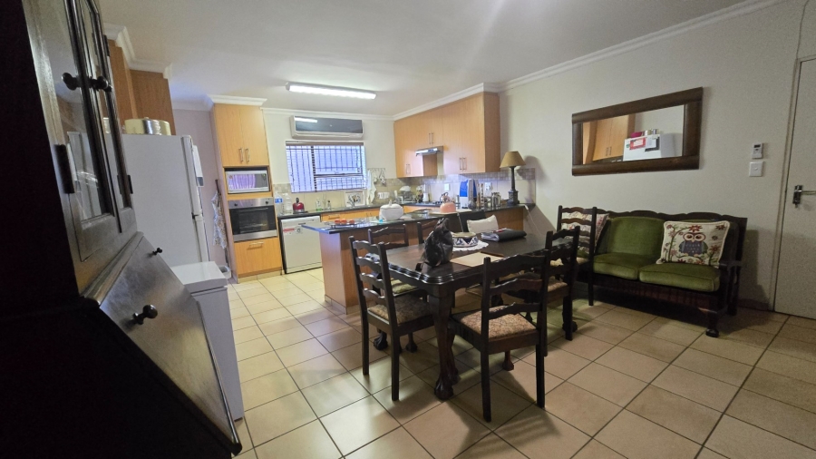 1 Bedroom Property for Sale in Vredenhof Sh Free State